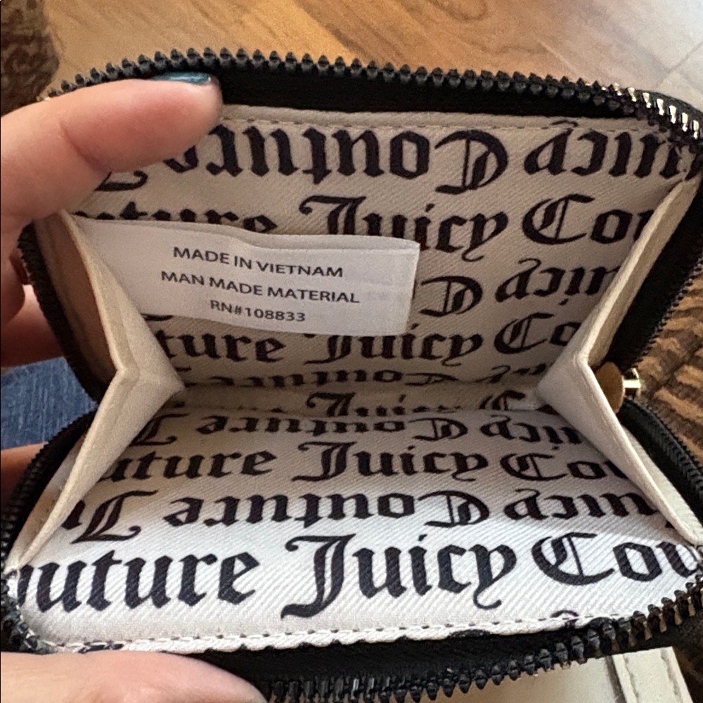 black cherry print Juicy Couture wallet - Picture 5 of 6